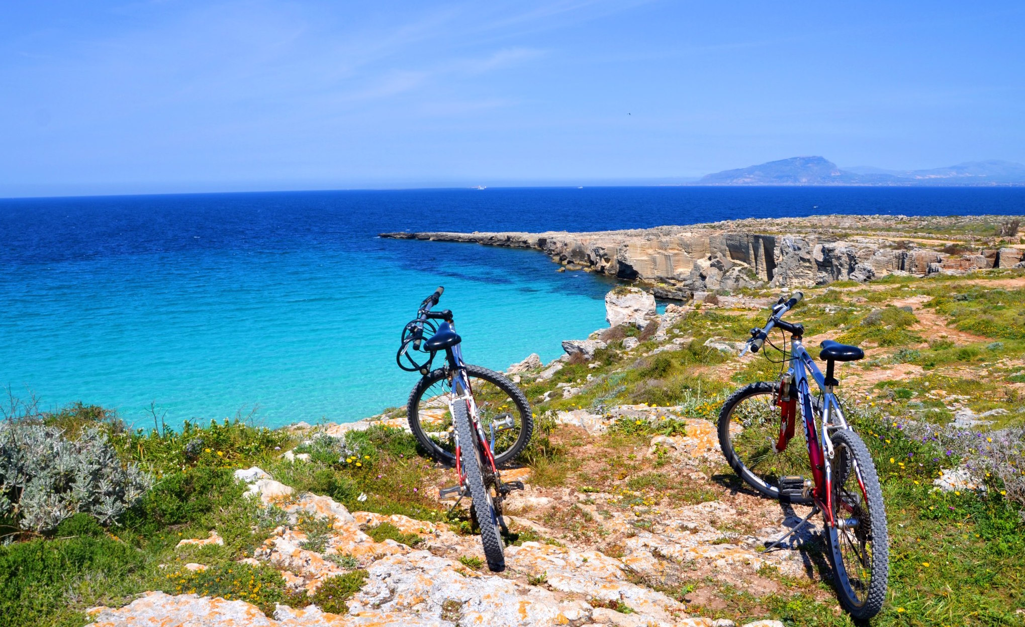 bicilette a favignana Biciclette del noleggio ginevra di favignana